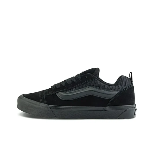 Vans Knu Skool "Triple Black"