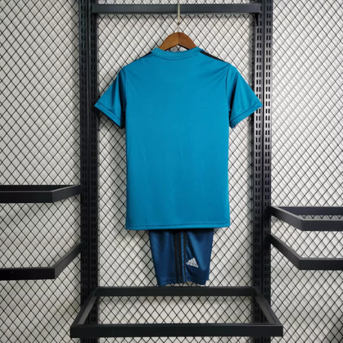 Kit Infantil Retro Real Madrid II - 17/18