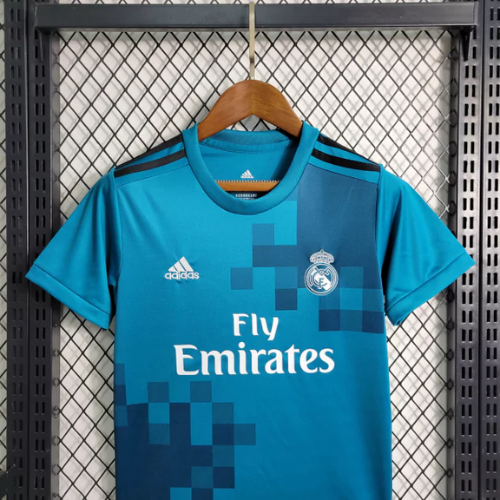 Kit Infantil Retro Real Madrid II - 17/18