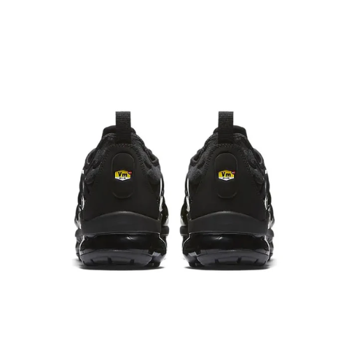 Nike Air VaporMax Plus "Triple Black"