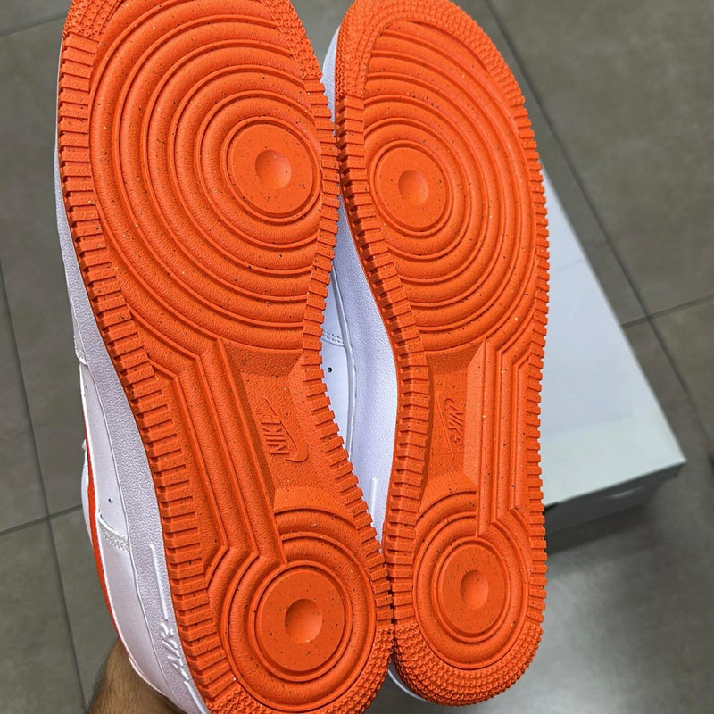 AIR FORCE 1 LOW WHITE "SAFETY ORANGE"