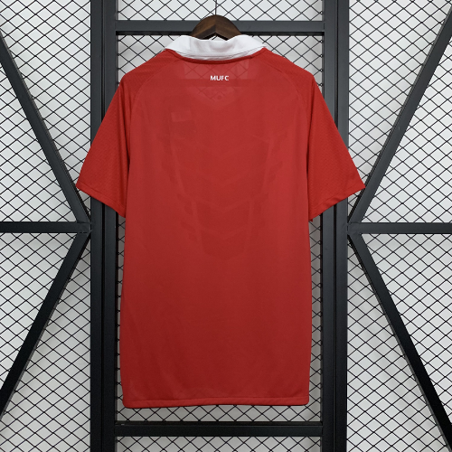 Camisa Retro Manchester United 10/11 Tradicional