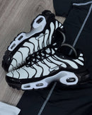 Conjunto SPORTLIFE  NK + Tênis NK TN Plus & Boné