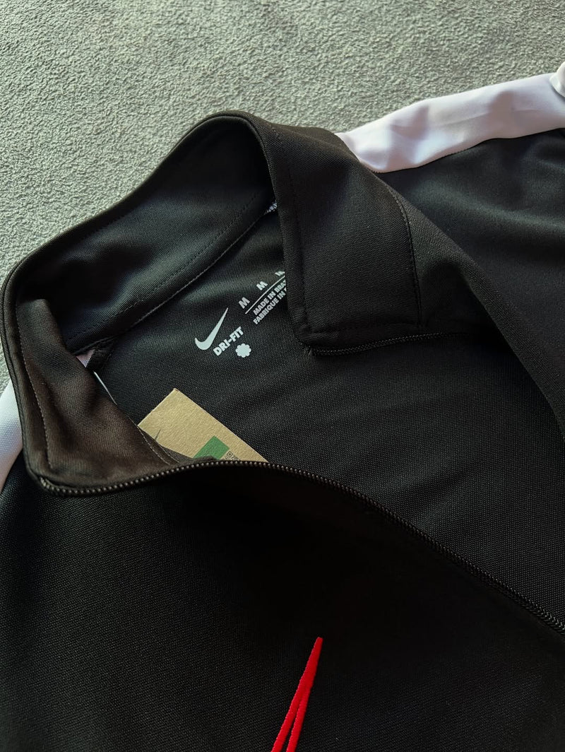 CONJUNTO ACADEMY PRO + Air Max DN supreme