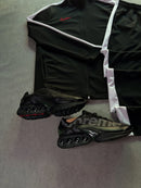 CONJUNTO ACADEMY PRO + Air Max DN supreme