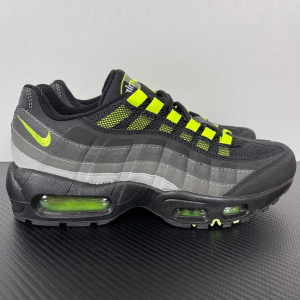 Nike Air Max 95 "Black Neon"
