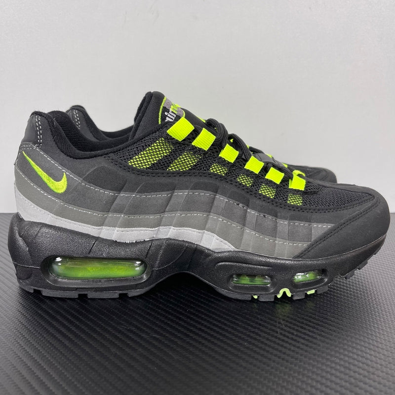 Nike Air Max 95 "Black Neon"