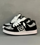 Qix 90s OG Branco/Preto