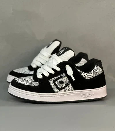 Qix 90s OG Branco/Preto