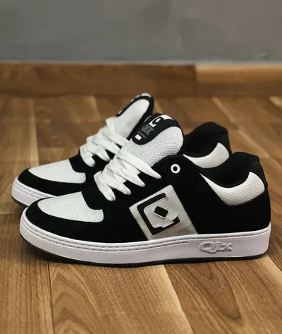 Qix 90s Preto/Branco