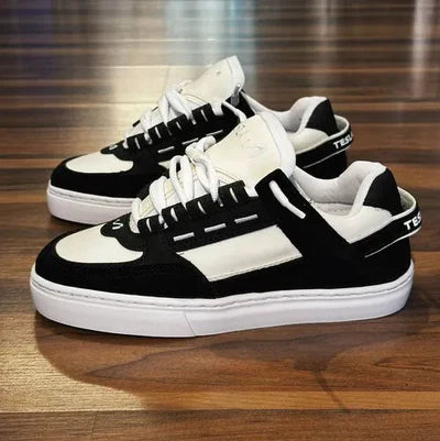 Tesla Coil Black White UV Purple