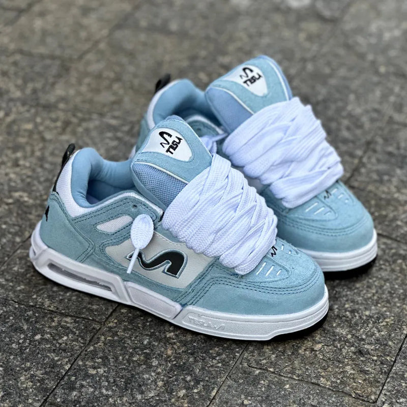 Tesla Nine Gold Aqua